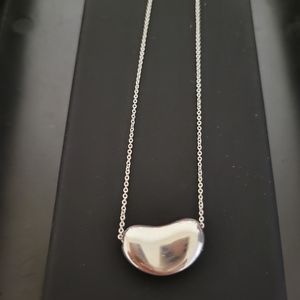 Tiffany&Co silver 925 Peretti Bean pendant necklace